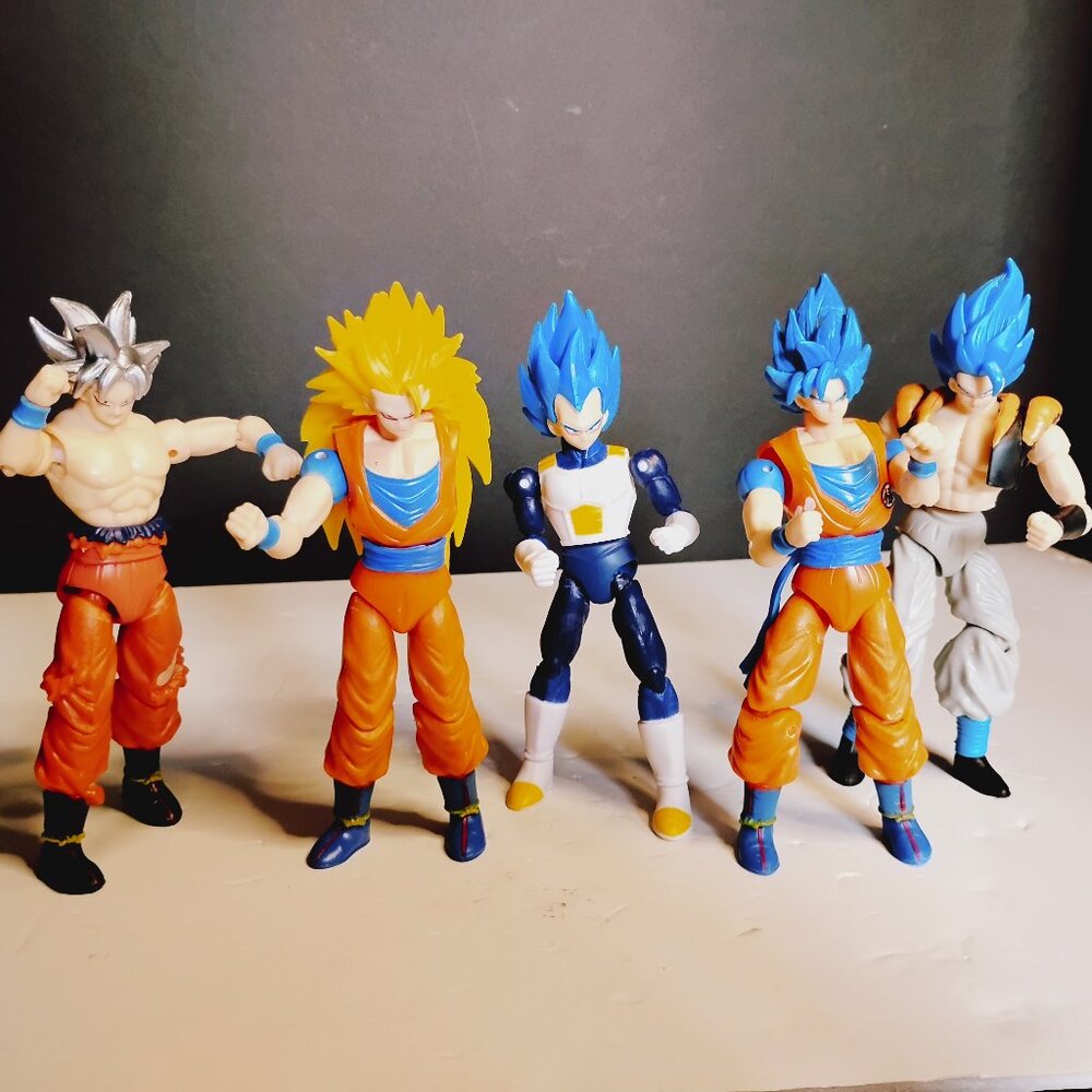 Lot Of 5 DRAGON BALL Z Poseable/Moveable Figures